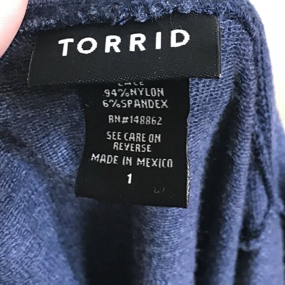 Torrid Womens Size 1 US 1X Lace Overlay Top Hi‎ Lo Blue Raglan Sleeve  Stretch - Picture 6 of 8